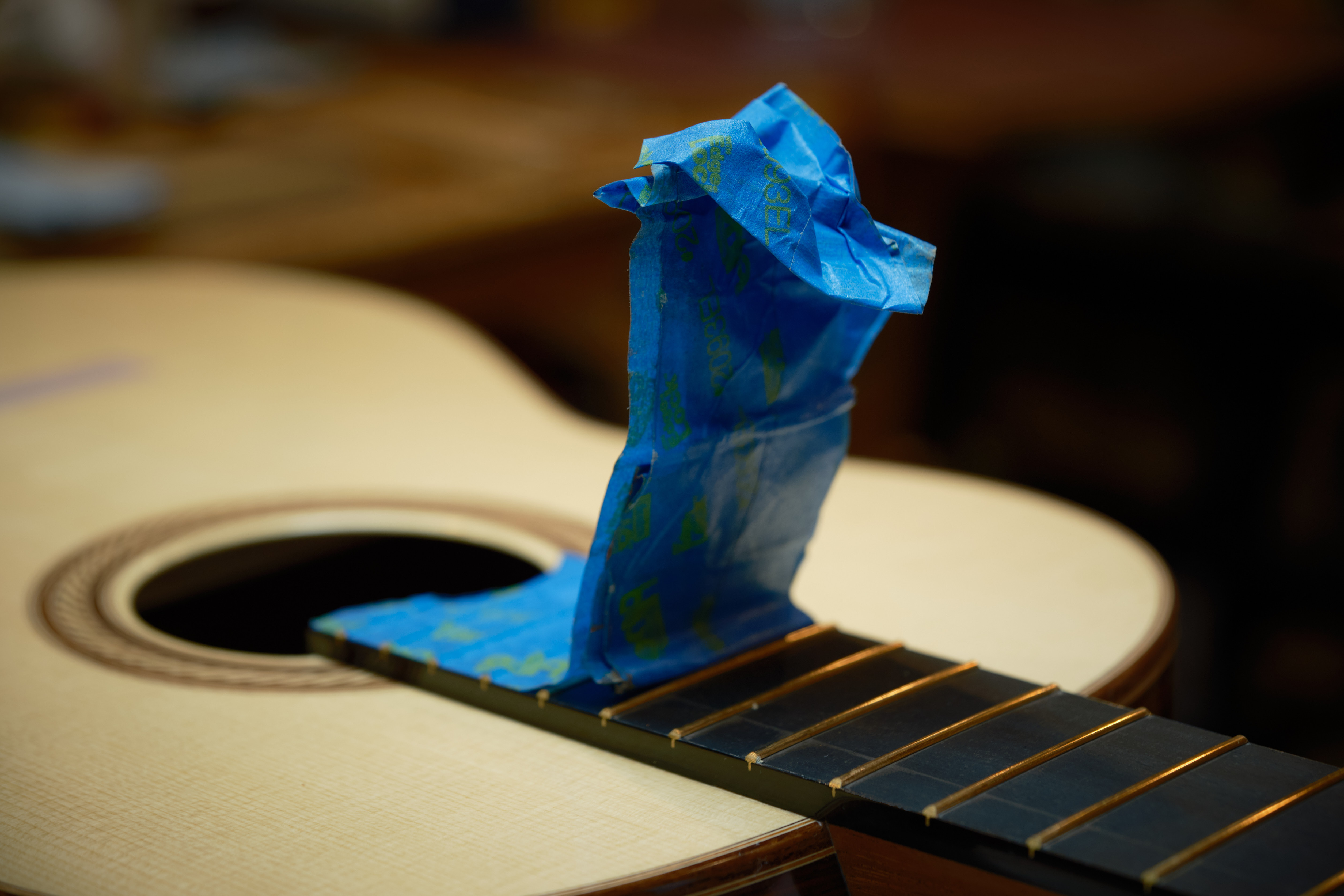 R.W.L. Guitare-Guitar